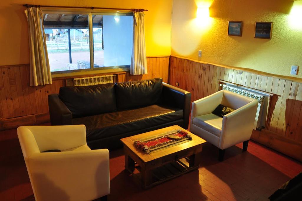 Hotel Y Cabanas Del Nevado Кавиауэ Экстерьер фото