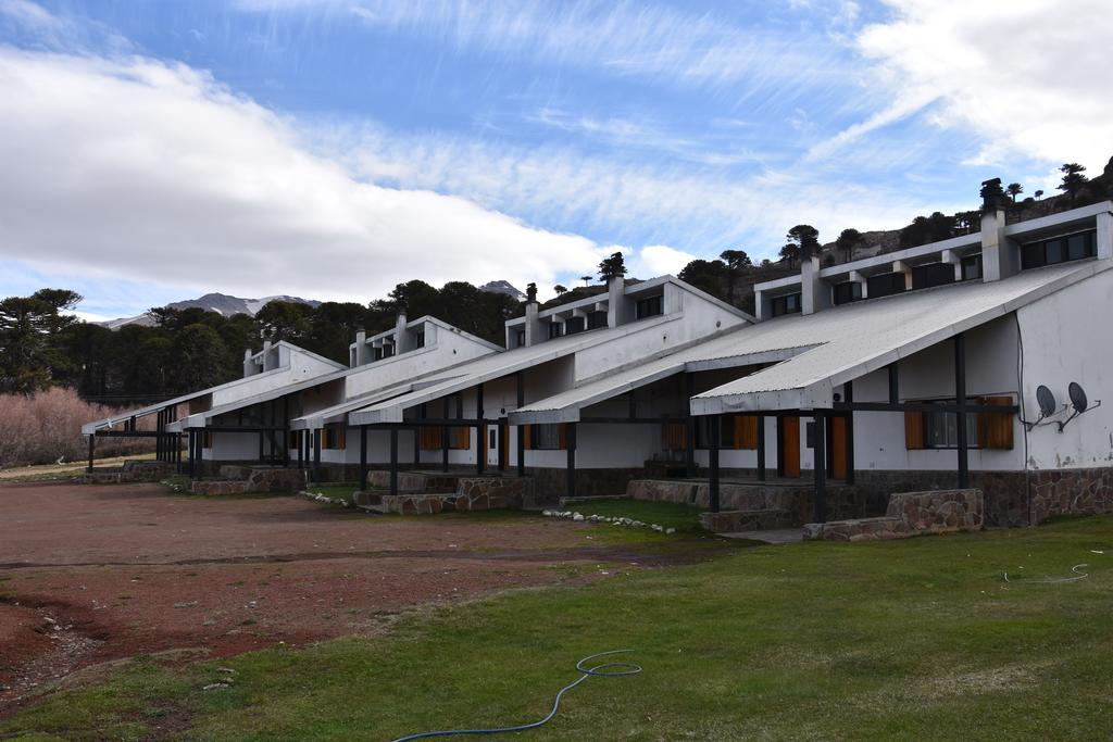 Hotel Y Cabanas Del Nevado Кавиауэ Экстерьер фото